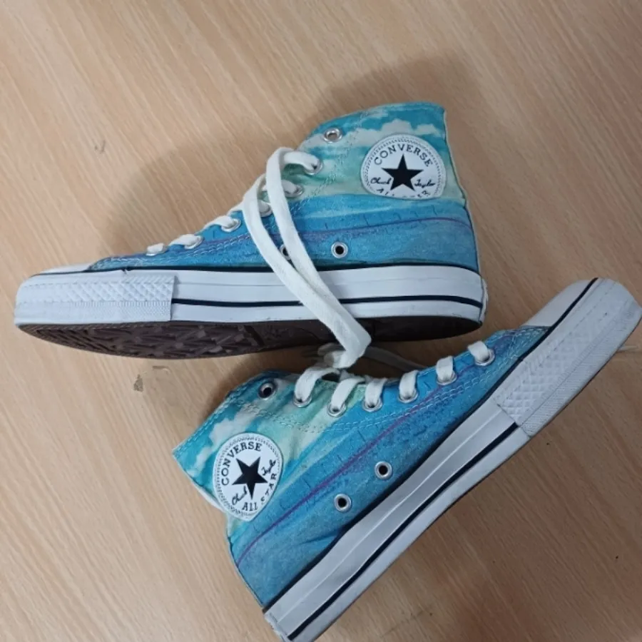 کتونی کانورس سایز 37