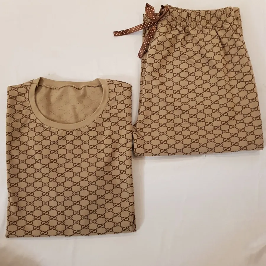 ست تیشرت و شلوار تمام چاپ