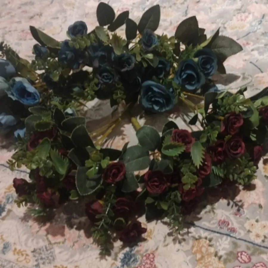 شش شاخه گل مصنوعی درحدنو