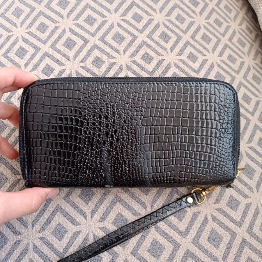 کیف پول زنانه