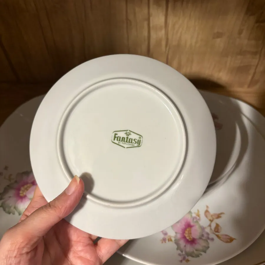 ظرف چینی قدیمی