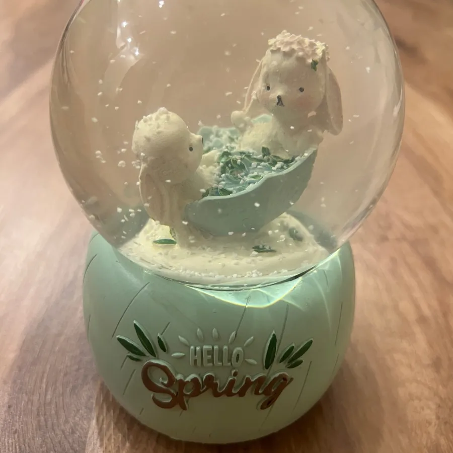 گوی موزیکال برفی