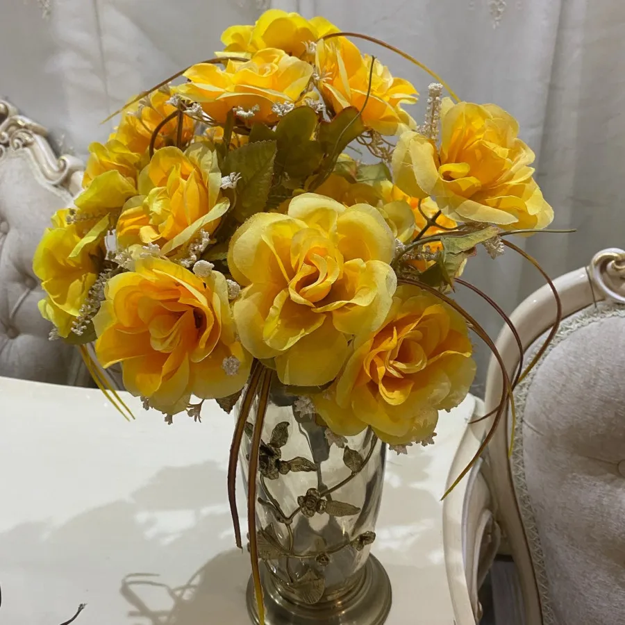 چشم بند و گل