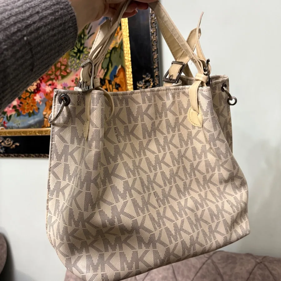 کیف مایکل کورس