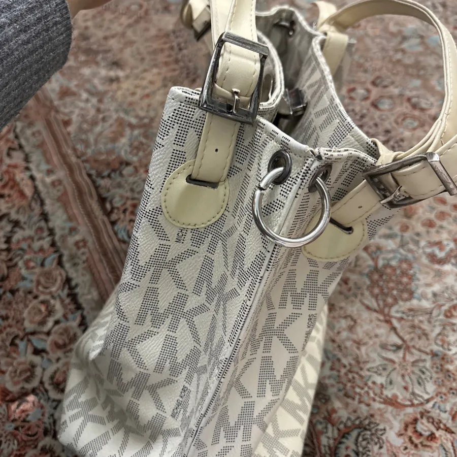 کیف مایکل کورس