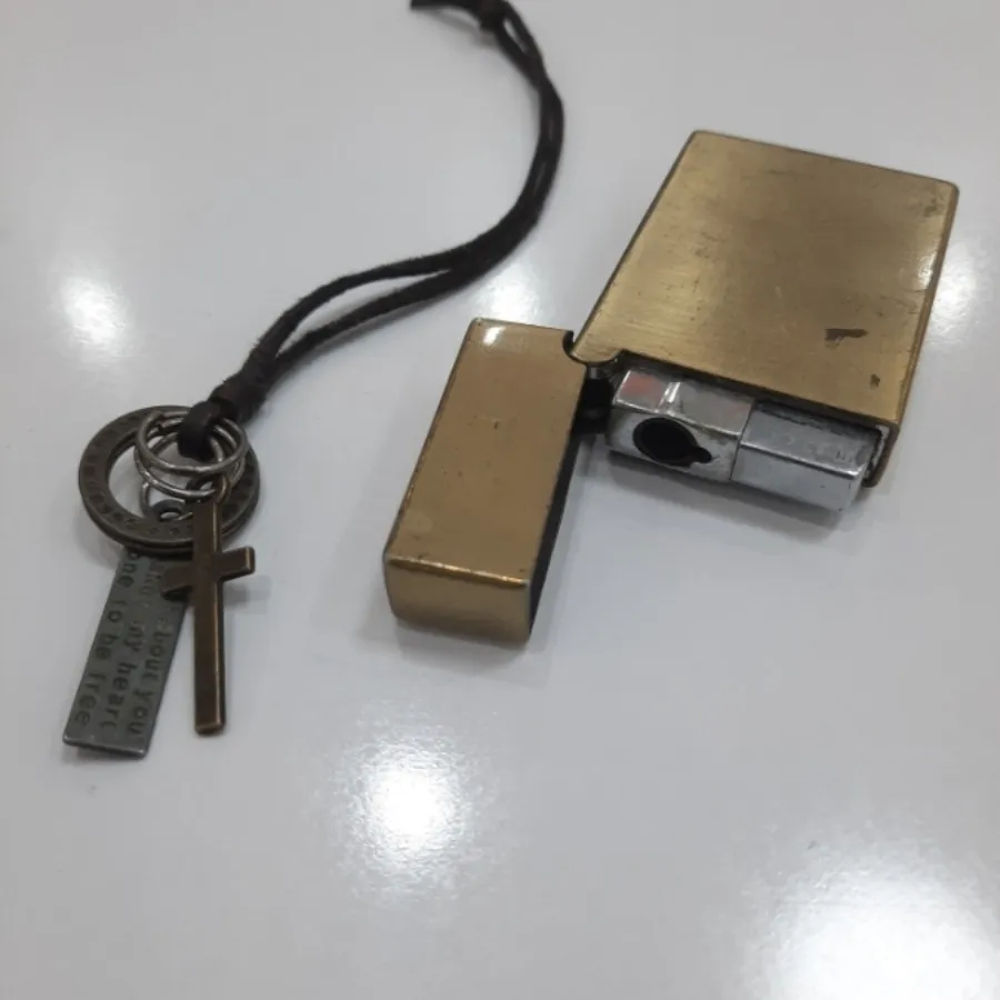 فندک قدیمی برنز