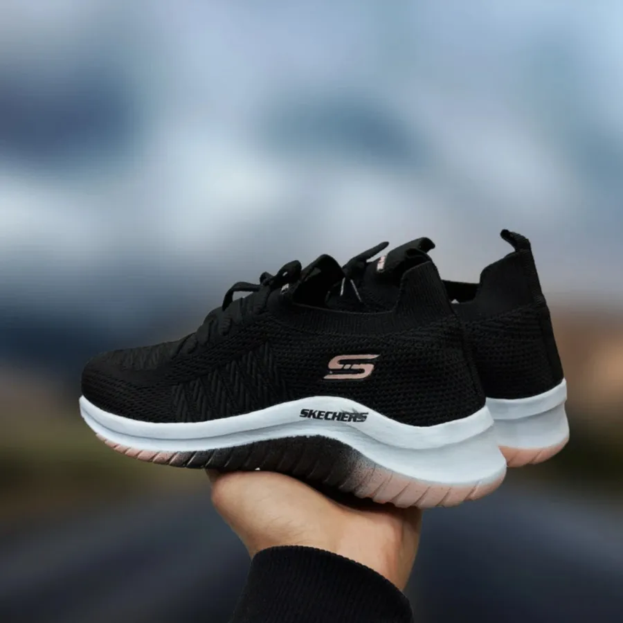 کتونی اسکیچرز زنانه