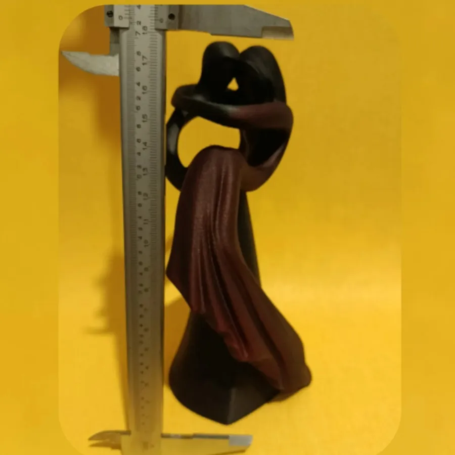 مجسمه مدل عشق