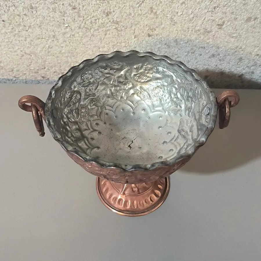 آجیل خوری مسی