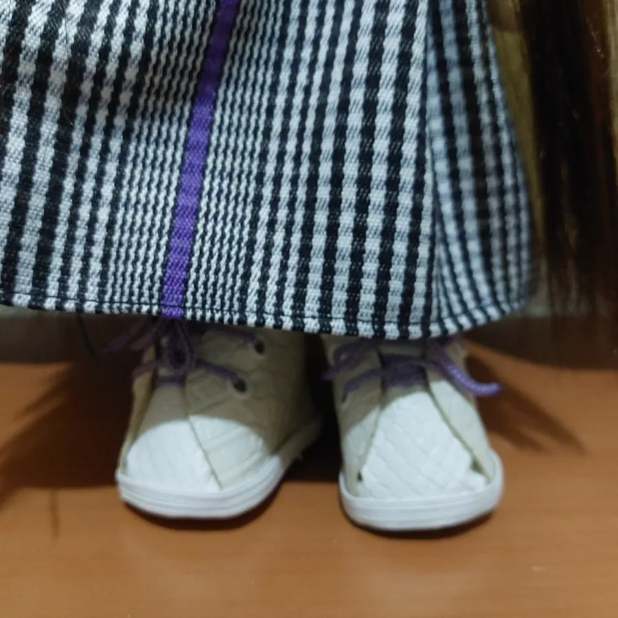 عروسک دخترانه