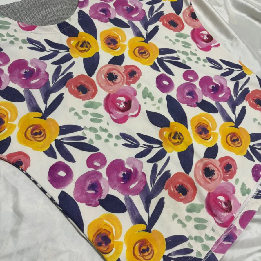 تیشرت گلدار