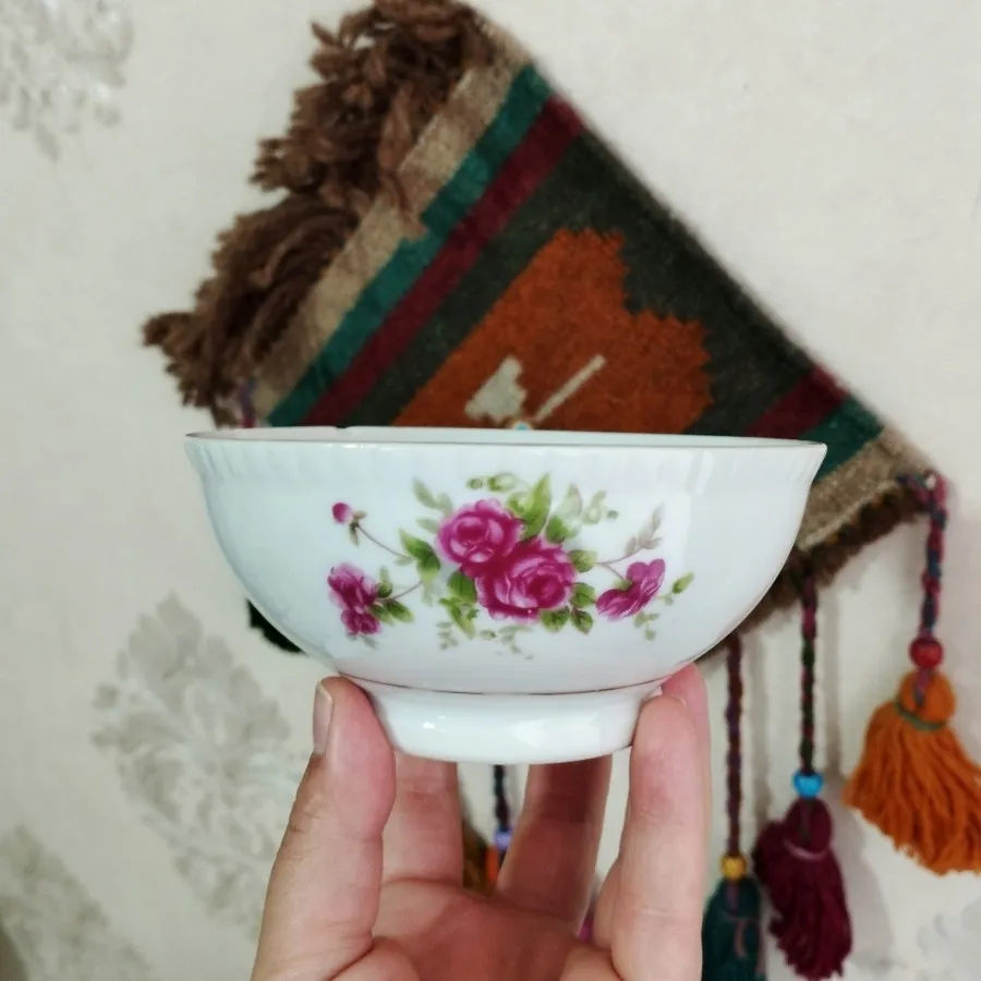 پیاله گلسرخی