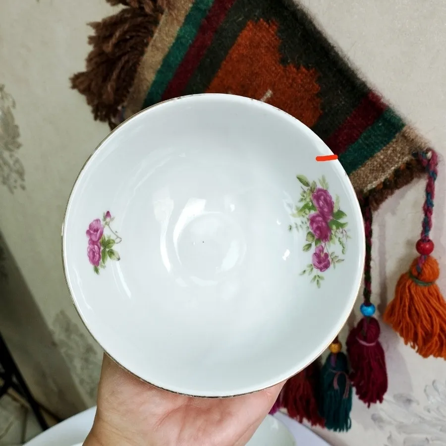 پیاله گلسرخی