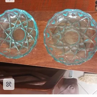 پیاله های کریستال آبی