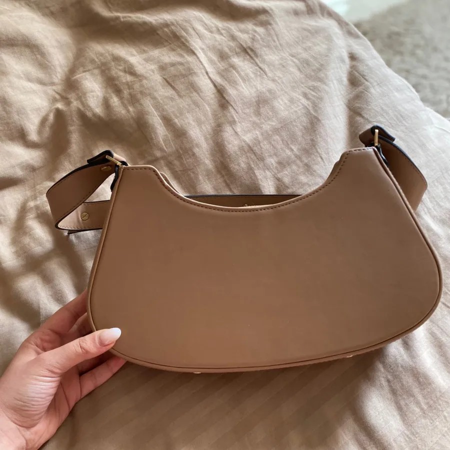 کیف زنانه کرم رنگ