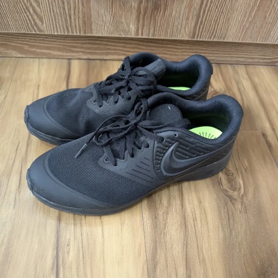 کفش نایکی مشکی