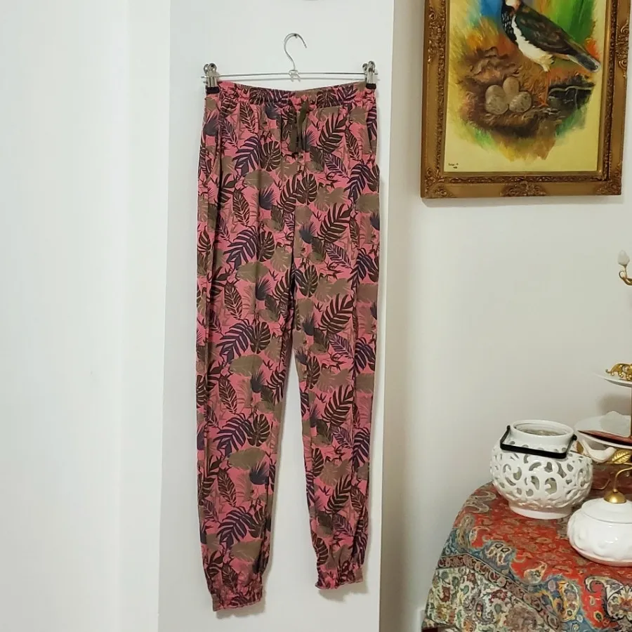 شلوار دخترانه