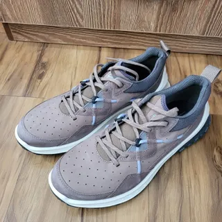 کتونی کوهنوردی پیاده روی