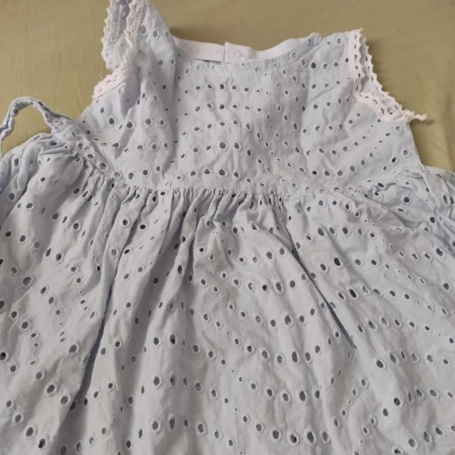 پیراهن بچگانه