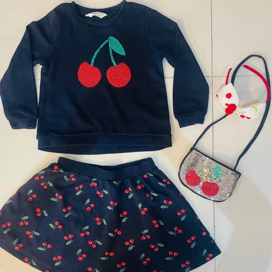 ست دورس و دامن