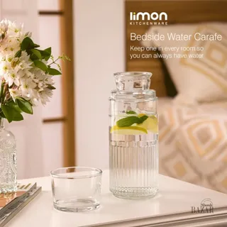 بطری شیشه و لیوان