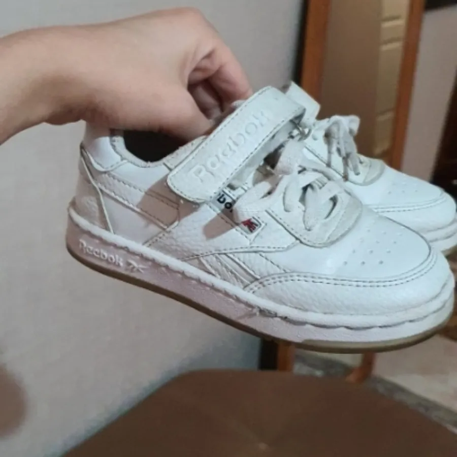 کتونی سفید دخترانه