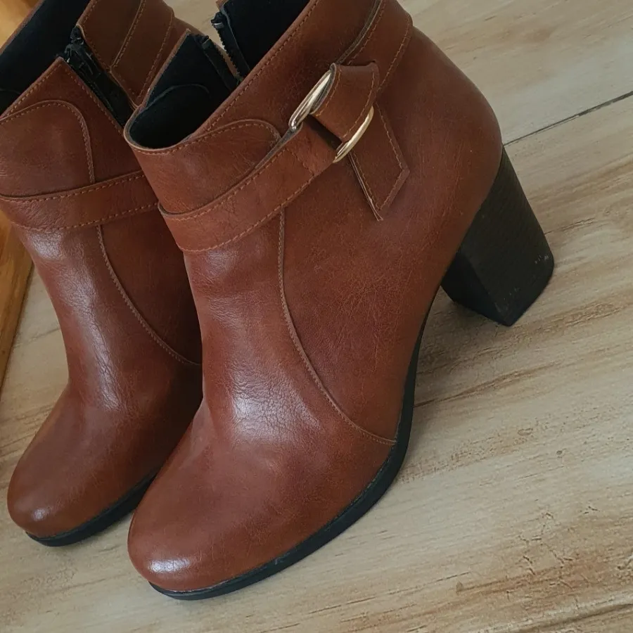 نیم بوت مجلسی زنانه