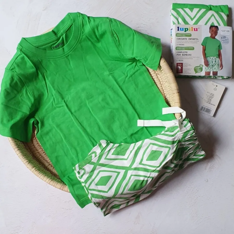 ست تیشرت و شلوارک