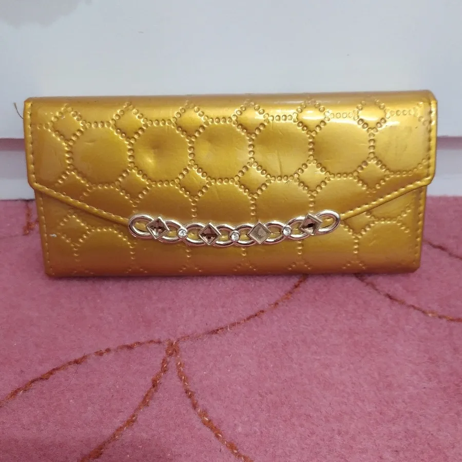 کیف پول دخترانه