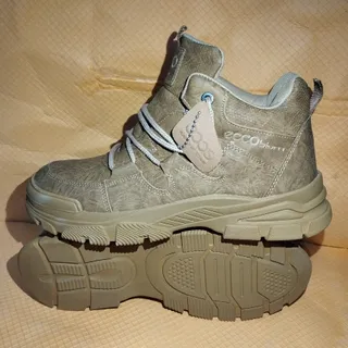 نیم بوت اِکو