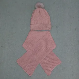 شالگردن و کلاه