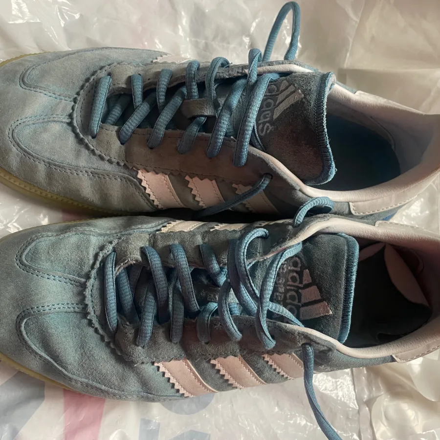 کفش ورزشی ادیداس اصل