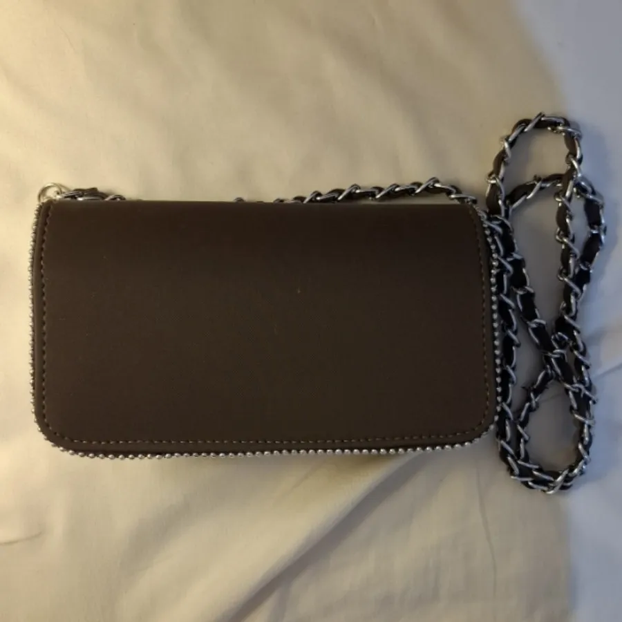 کیف قهوه ای