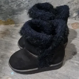 نیم بوت سایز 22