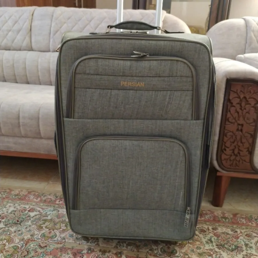 چمدان مسافرتی