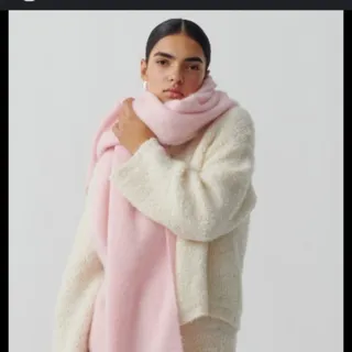 شال صورتی asos