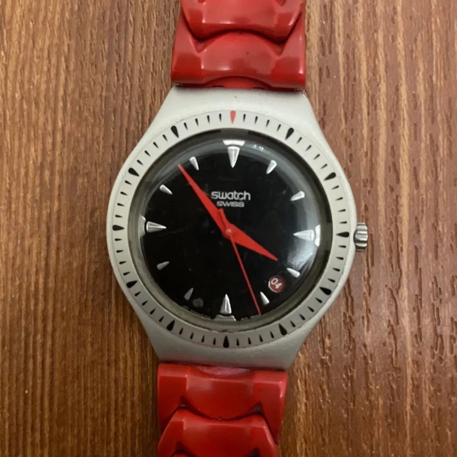 ساعت سوااچ زنانه