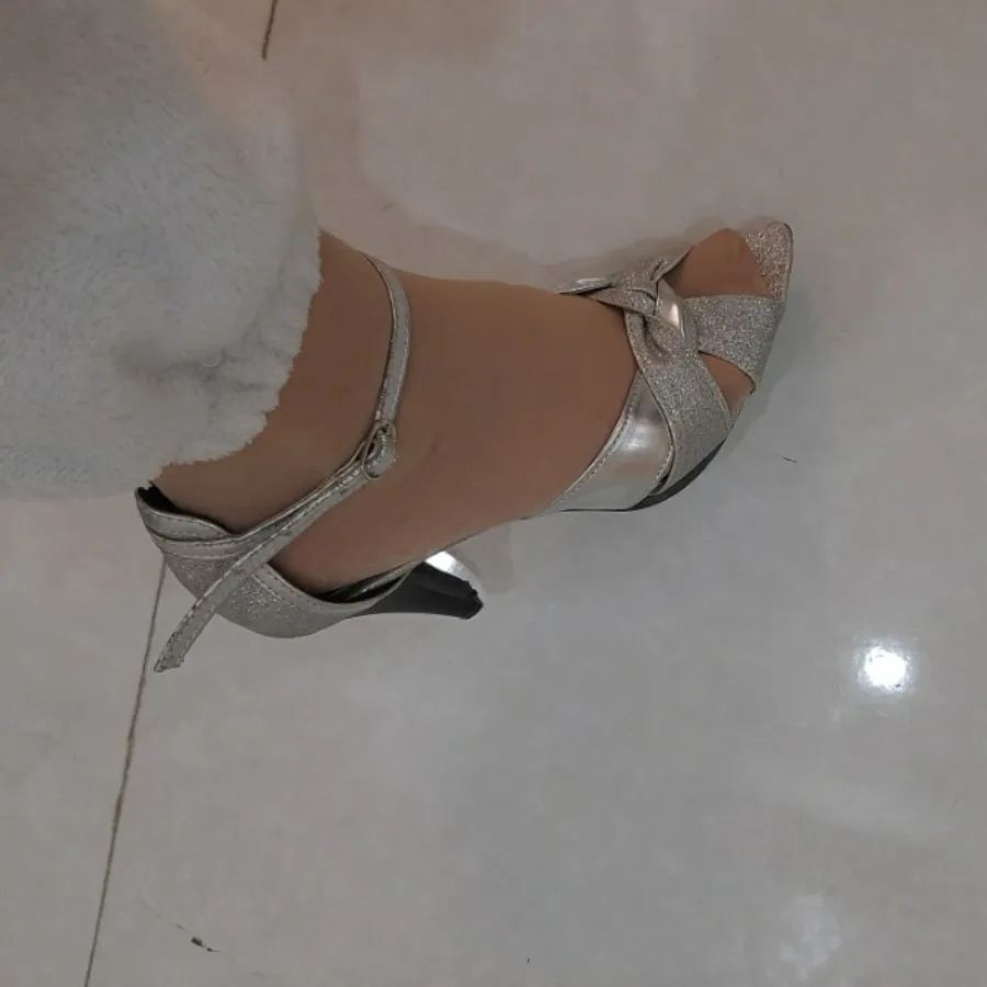 کفش مجلسی نقره ای 38 سالم