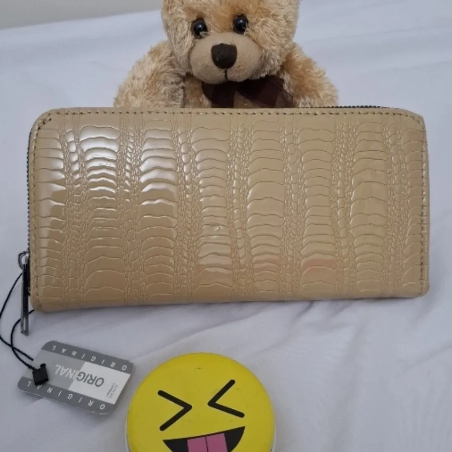 کیف پول بزرگ