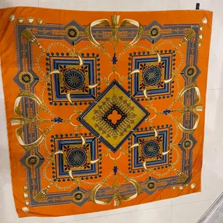 روسری ابریشم توییل