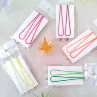 گیره مو رنگی