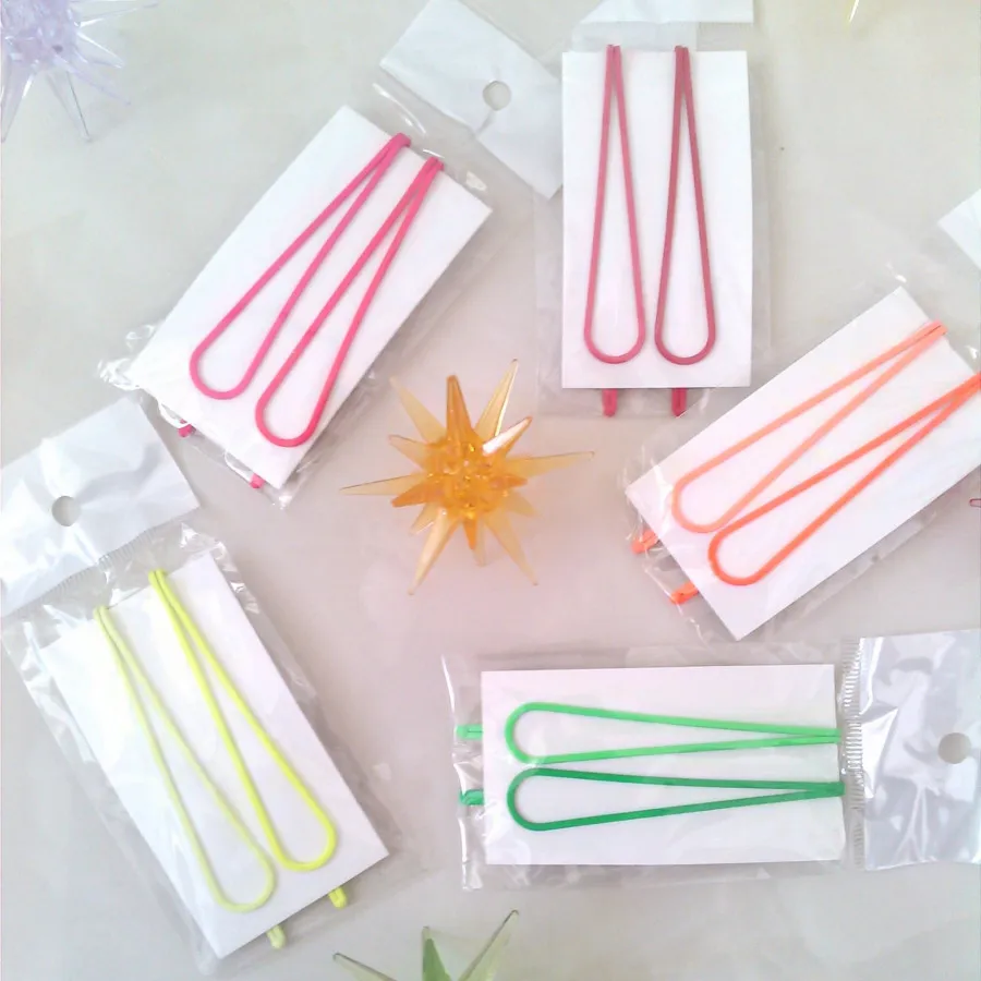 گیره مو رنگی