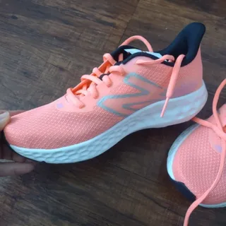 کفش نیوبالانس