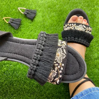 صندل مکرومه