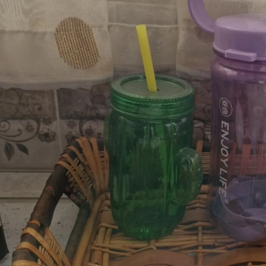 لیوان در دار