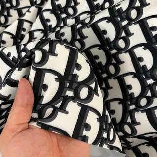 2 متر کرپ مازراتی دیور