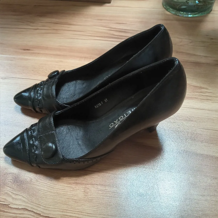 کفش مشکی پاشنه دار