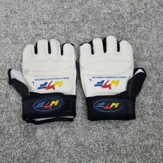 دستکش تکواندو