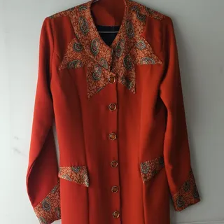 مانتو سنتی عنابی رنگ