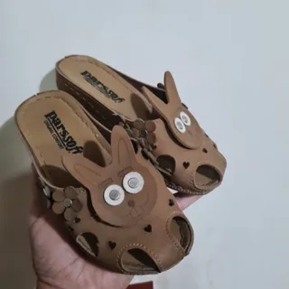 دمپایی دخترانه